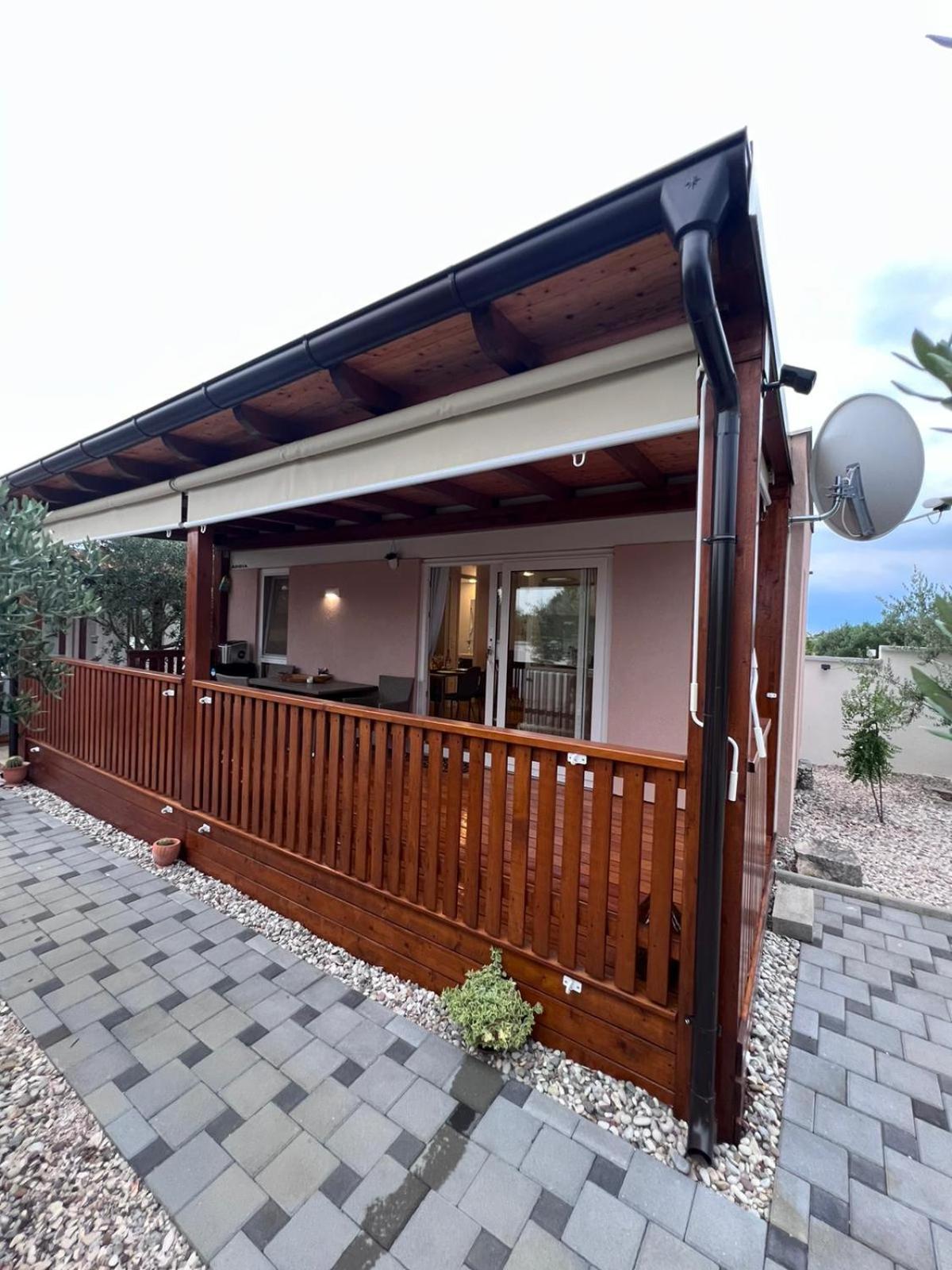 Mobile House F&L Villa Biograd Na Moru Exteriör bild