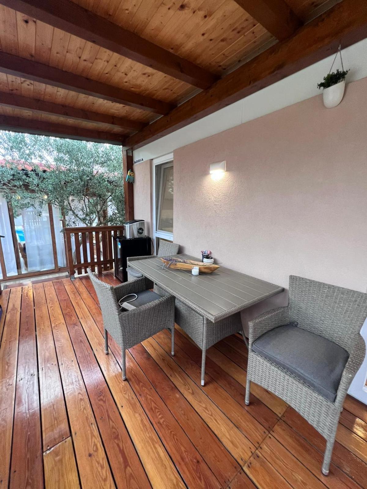 Mobile House F&L Villa Biograd Na Moru Exteriör bild